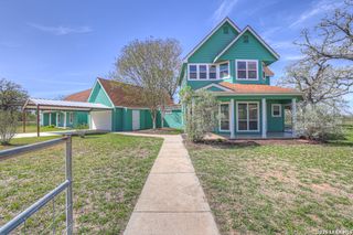 353 Jackson, Kingsbury, TX 78638