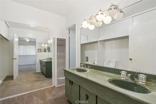 1961 W 84th, Los Angeles, CA 90047