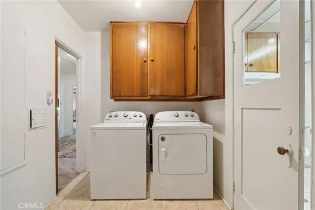 1961 W 84th, Los Angeles, CA 90047