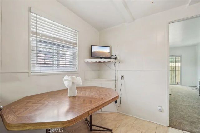 1961 W 84th, Los Angeles, CA 90047