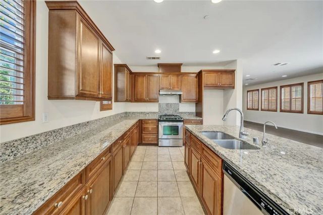 2944 E Via Terrano, Ontario, CA 91764