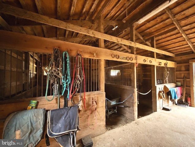 1258 JAINE LN, Chester Springs, PA 19425