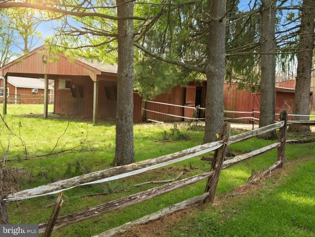 1258 JAINE LN, Chester Springs, PA 19425