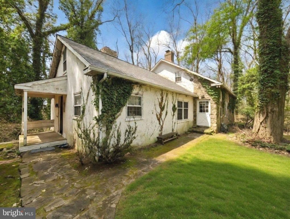 1258 JAINE LN, Chester Springs, PA 19425