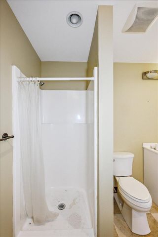 2 N Main Street, Winchester, KY 40391