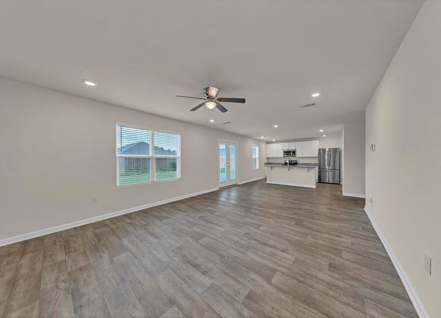 925 Merganser Way, Crestview, FL 32539