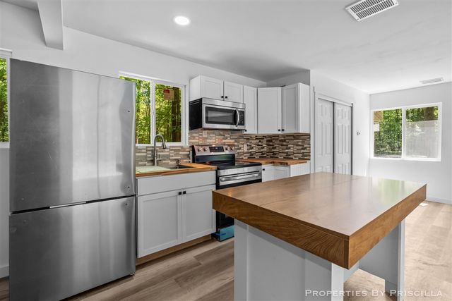 4457 S Croton Hardy Drive, Newaygo, MI 49337