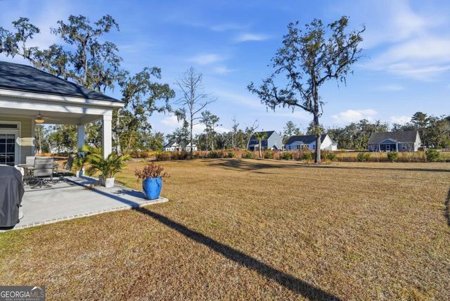 390 Harbour Island Circle, Waverly, GA 31565