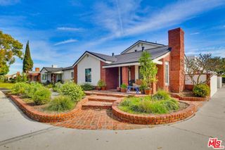 2200 Easy Avenue, Long Beach, CA 90810