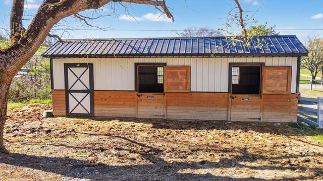 1679 E Broadway, Gallatin, TN 37066