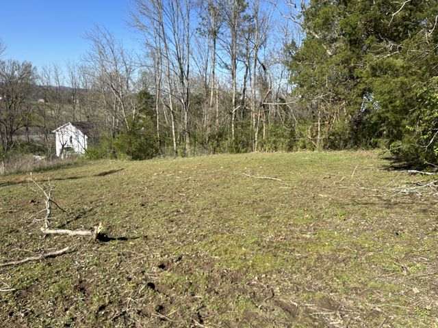 1679 E Broadway, Gallatin, TN 37066