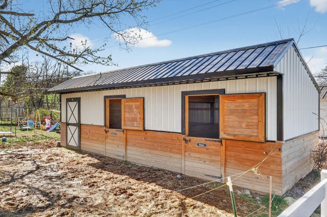 1679 E Broadway, Gallatin, TN 37066