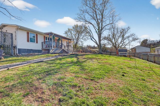 1679 E Broadway, Gallatin, TN 37066