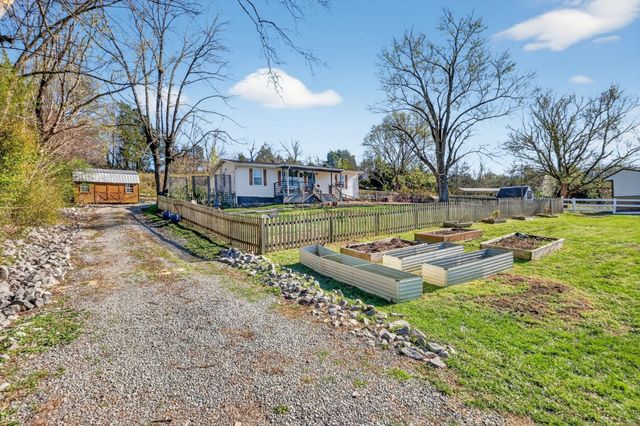 1679 E Broadway, Gallatin, TN 37066