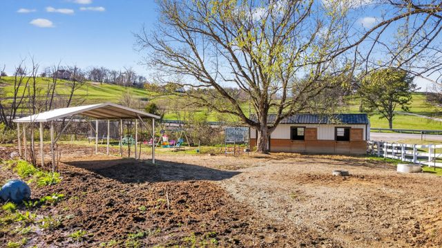 1679 E Broadway, Gallatin, TN 37066