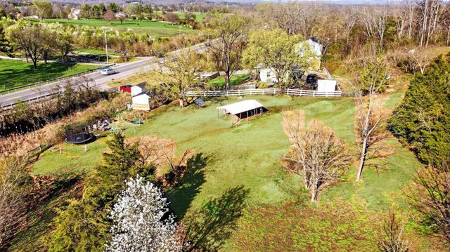 1679 E Broadway, Gallatin, TN 37066