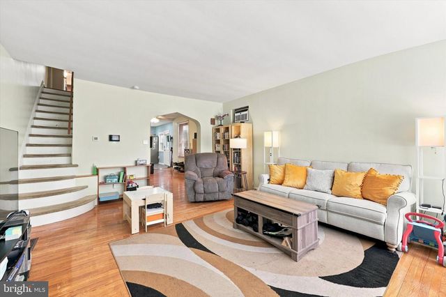 55 E ESSEX AVE, Lansdowne, PA 19050