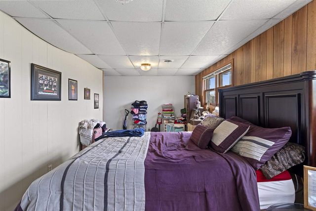 1395 INVERNESS LANE, Neenah, WI 54956