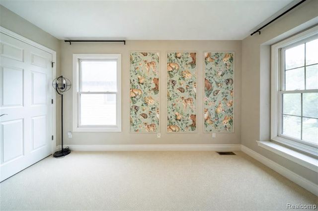 717 S Kenwood Avenue, Royal Oak, MI 48067