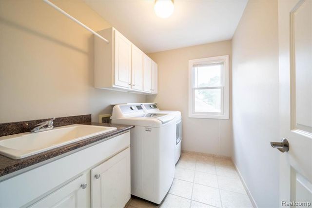 717 S Kenwood Avenue, Royal Oak, MI 48067