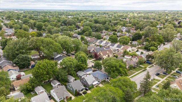 717 S Kenwood Avenue, Royal Oak, MI 48067
