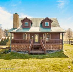 172 Taft Story Rd, Jamestown, TN 38556