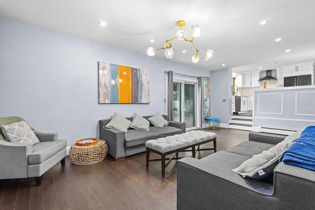 235 N 18TH AVENUE, Sturgeon Bay, WI 54235