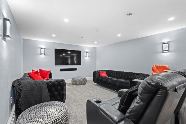 235 N 18TH AVENUE, Sturgeon Bay, WI 54235