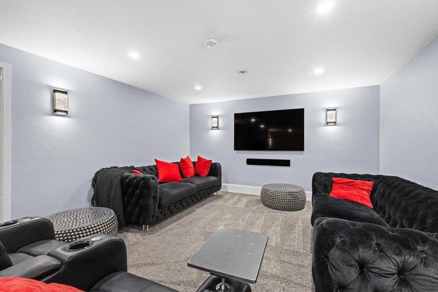 235 N 18TH AVENUE, Sturgeon Bay, WI 54235