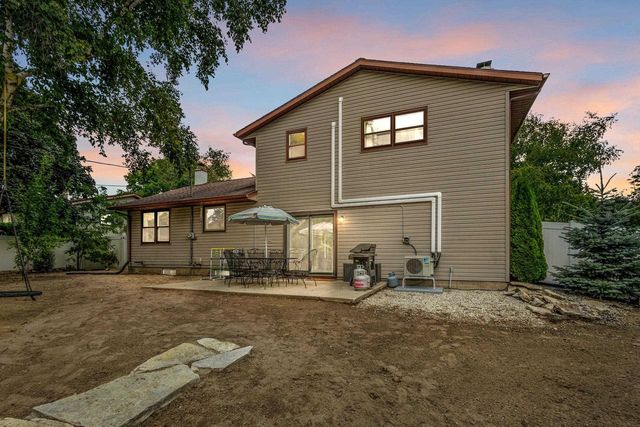 235 N 18TH AVENUE, Sturgeon Bay, WI 54235