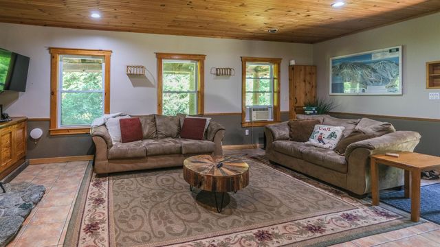 96 Paradise Lane, Mount Holly, VT 05758