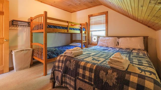 96 Paradise Lane, Mount Holly, VT 05758