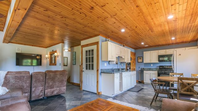 96 Paradise Lane, Mount Holly, VT 05758