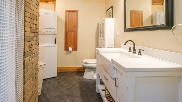 96 Paradise Lane, Mount Holly, VT 05758