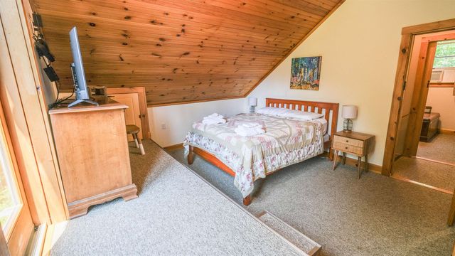 96 Paradise Lane, Mount Holly, VT 05758