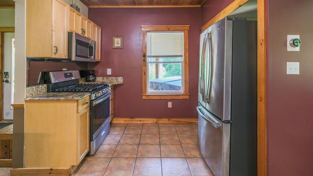 96 Paradise Lane, Mount Holly, VT 05758