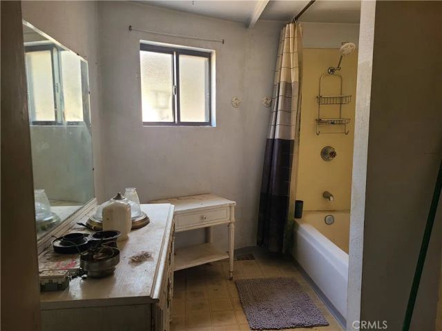 29348 123rd Street East, Pearblossom, CA 93553