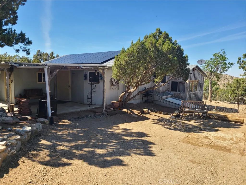 29348 123rd Street East, Pearblossom, CA 93553