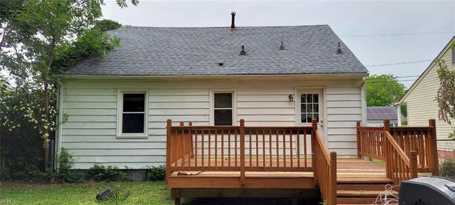 711 Burgess AVE, Hampton, VA 23664