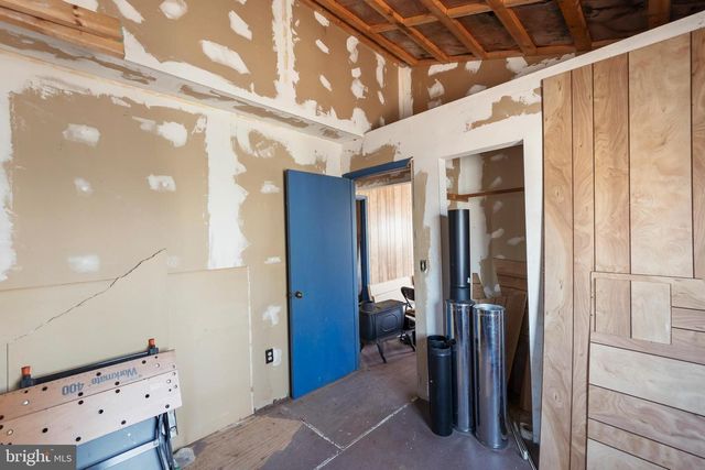 1060 BUFFALO RIDGE RD, Augusta, WV 26704