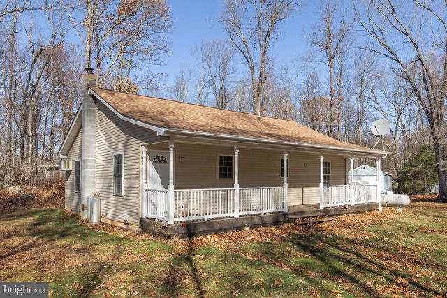 1060 BUFFALO RIDGE RD, Augusta, WV 26704