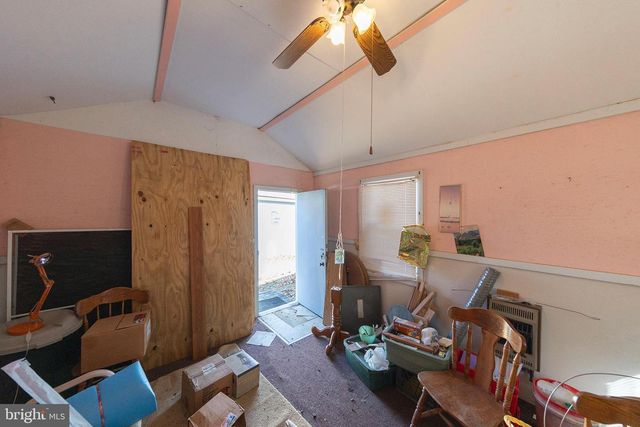 1060 BUFFALO RIDGE RD, Augusta, WV 26704