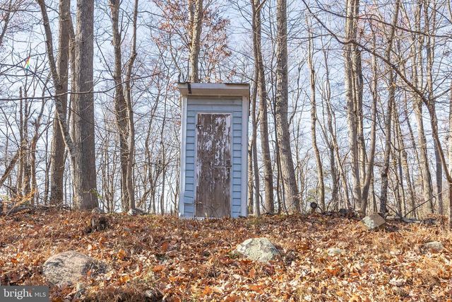 1060 BUFFALO RIDGE RD, Augusta, WV 26704