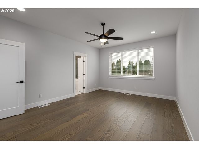 15204 Se TOWERS Ter, Milwaukie, OR 97267