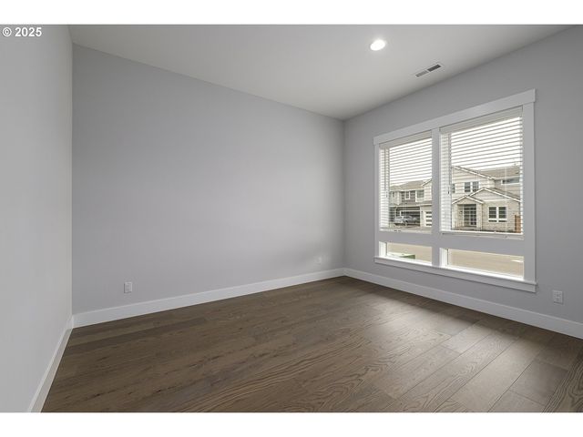 15204 Se TOWERS Ter, Milwaukie, OR 97267