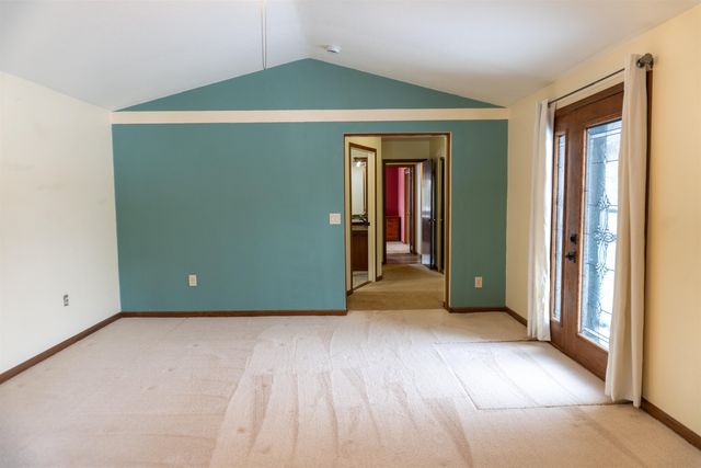 500 54TH AVE SW, Minot, ND 58701