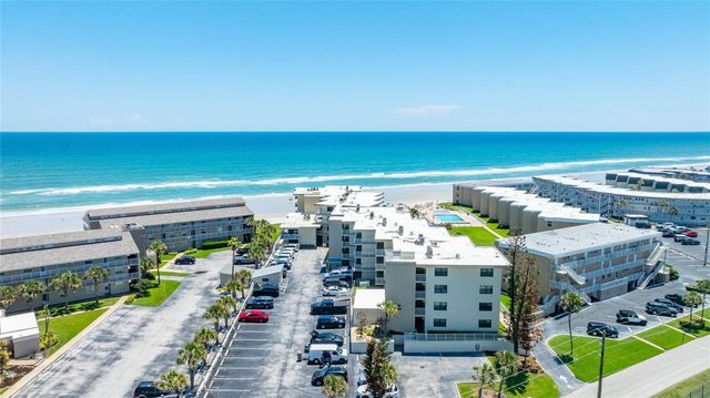 4811 SAXON DRIVE A-203, New Smyrna Beach, FL 32169
