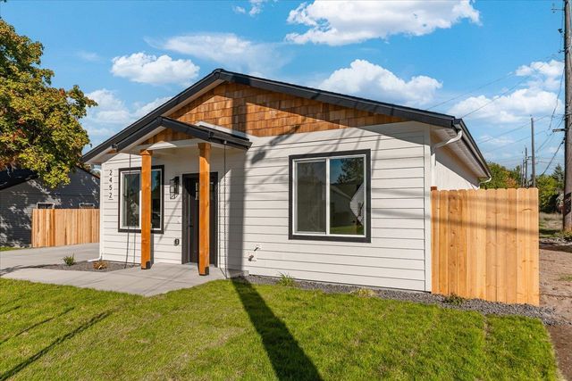 2452 W ROWAN Ave, Spokane, WA 99205