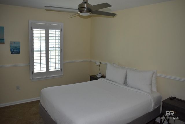 6194 St Hwy 59 E7, Gulf Shores, AL 36542