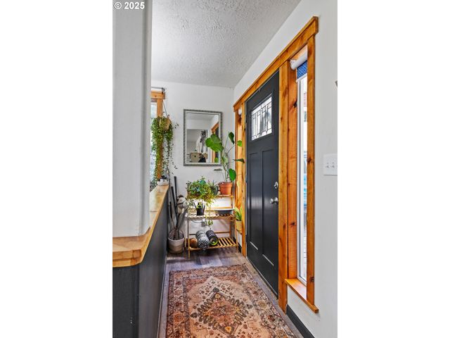 55593 GLEN AIKEN CREEK Rd, Coquille, OR 97423